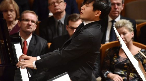 Yekwon-Sunwoo-KBS-SO-Yoel-Levi-©-Pražské-jaro-Zdeněk-Chrapek-2